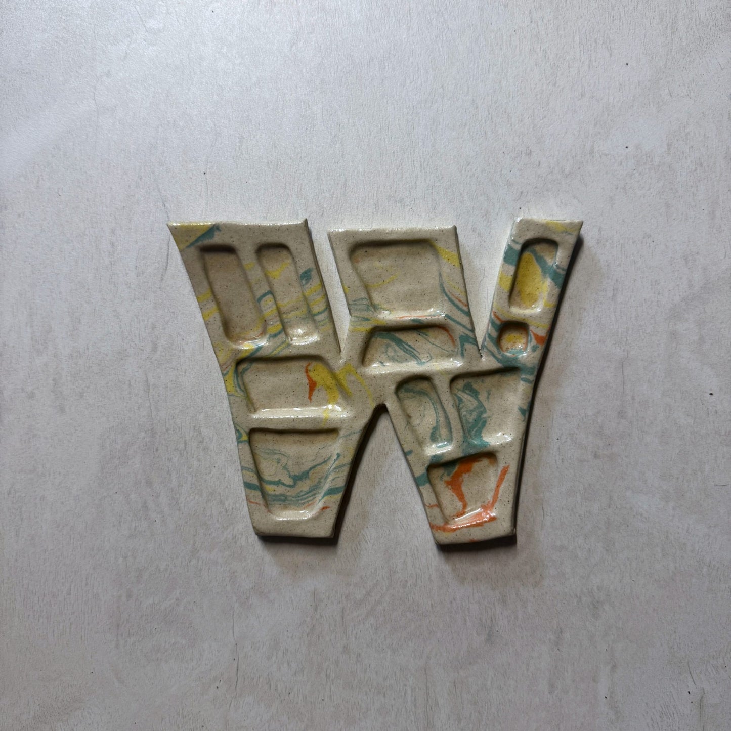 W Monogram Paletee