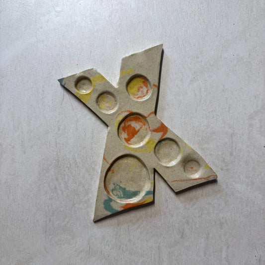 X Monogram Palette