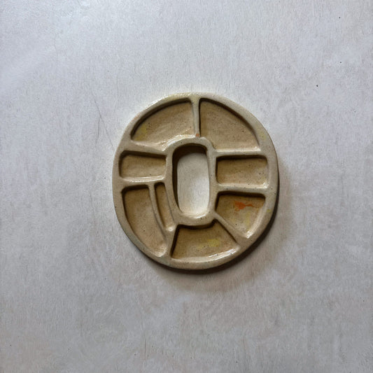 O Monogram Palette