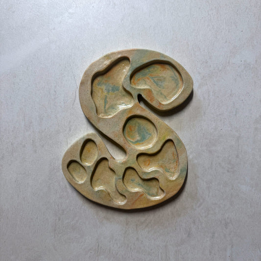 S Monogram Palette